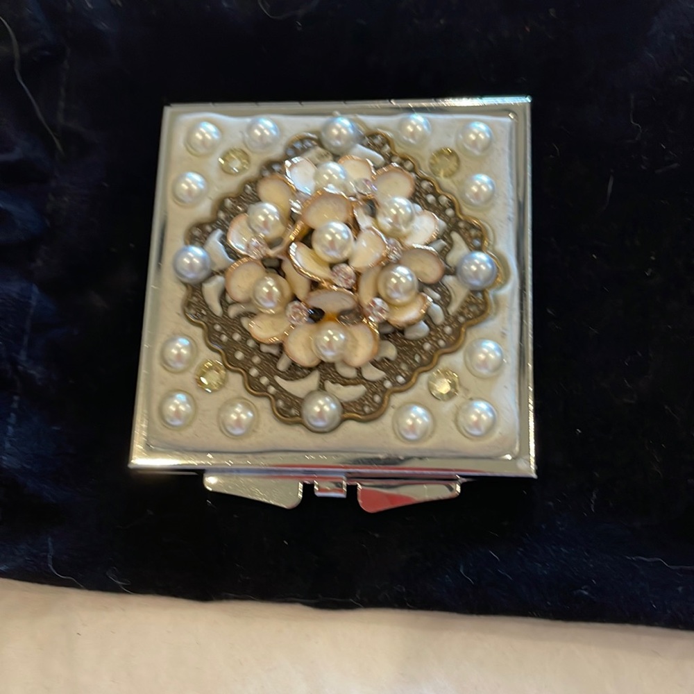 Pearl Encrusted Mirror Case